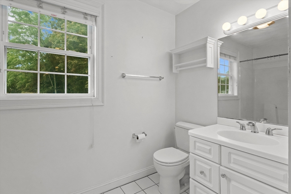5 Bateman Ct #5 Wakefield, MA 01880 5 Bateman Ct #5 Wakefield, MA 01880