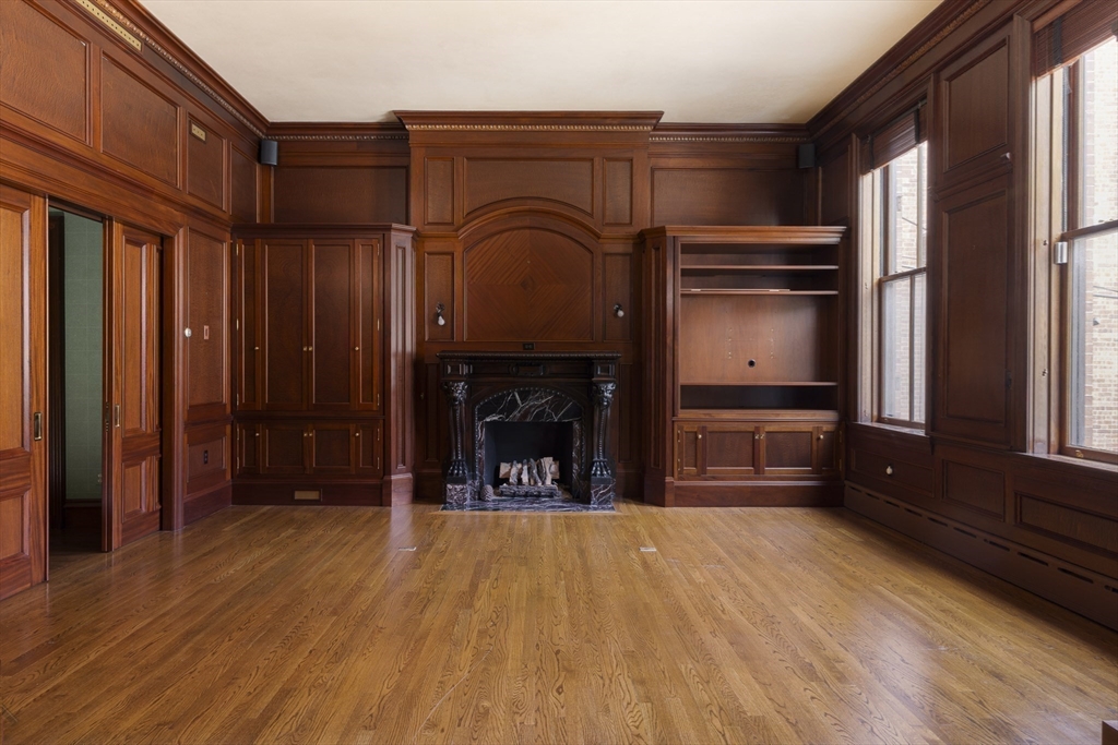 129 Commonwealth Ave Boston, MA 02116