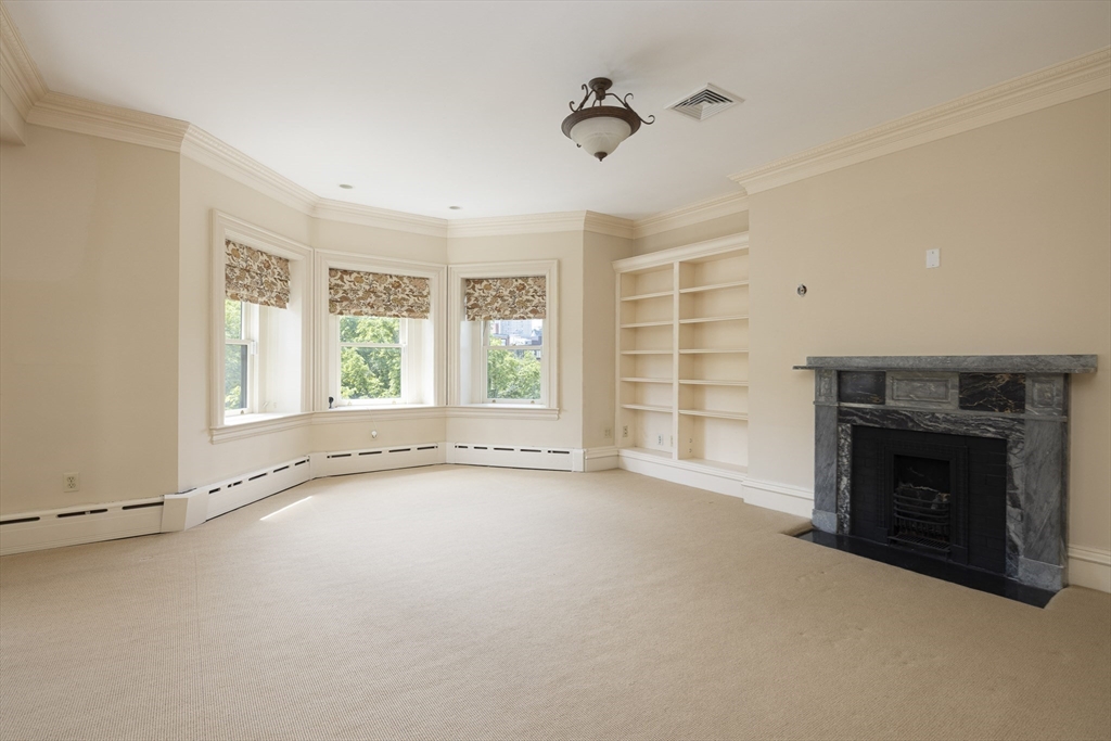 129 Commonwealth Ave Boston, MA 02116