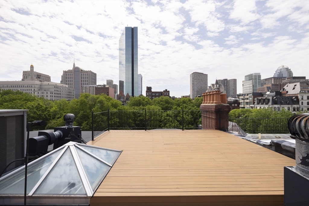 129 Commonwealth Ave Boston, MA 02116