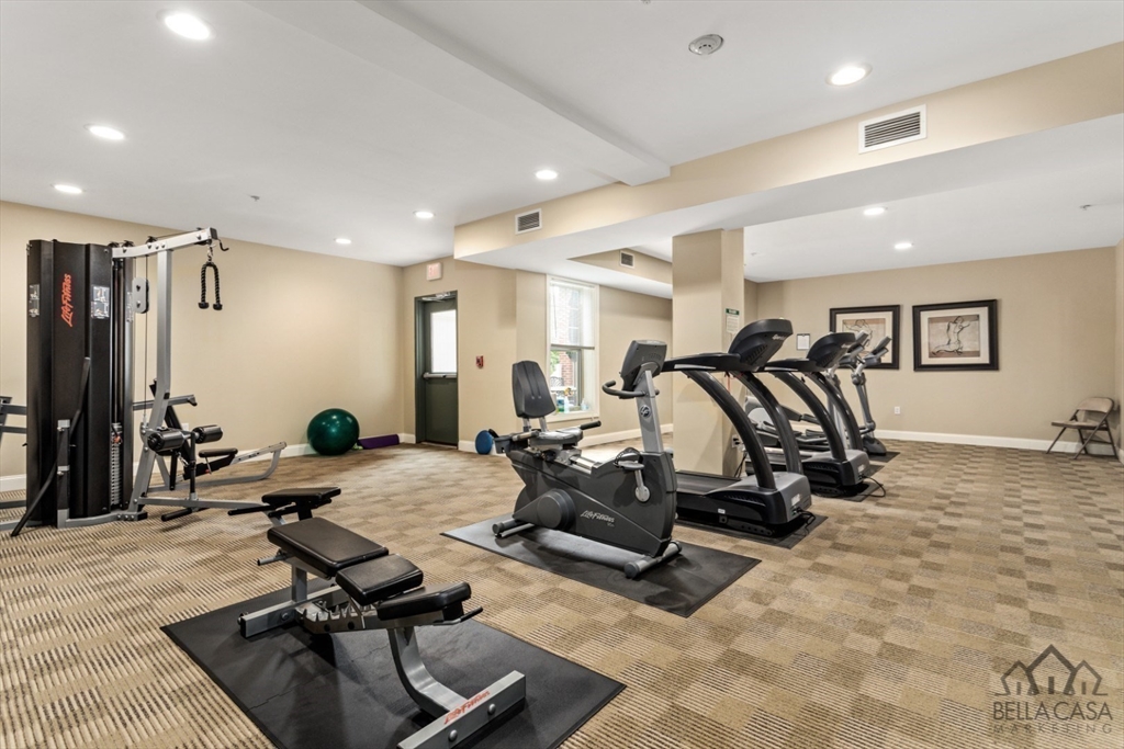 248 Albion St #231 Wakefield, MA 01880