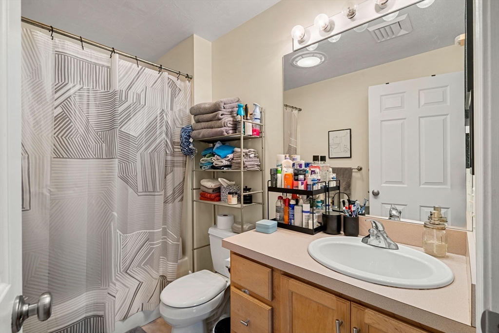 234 Water St #205 Wakefield, MA 01880