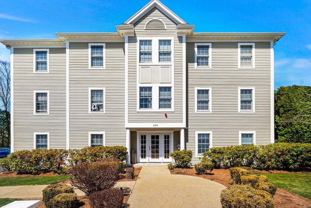 234 Water St #205 Wakefield, MA 01880