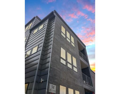 511 E 5th St #2R