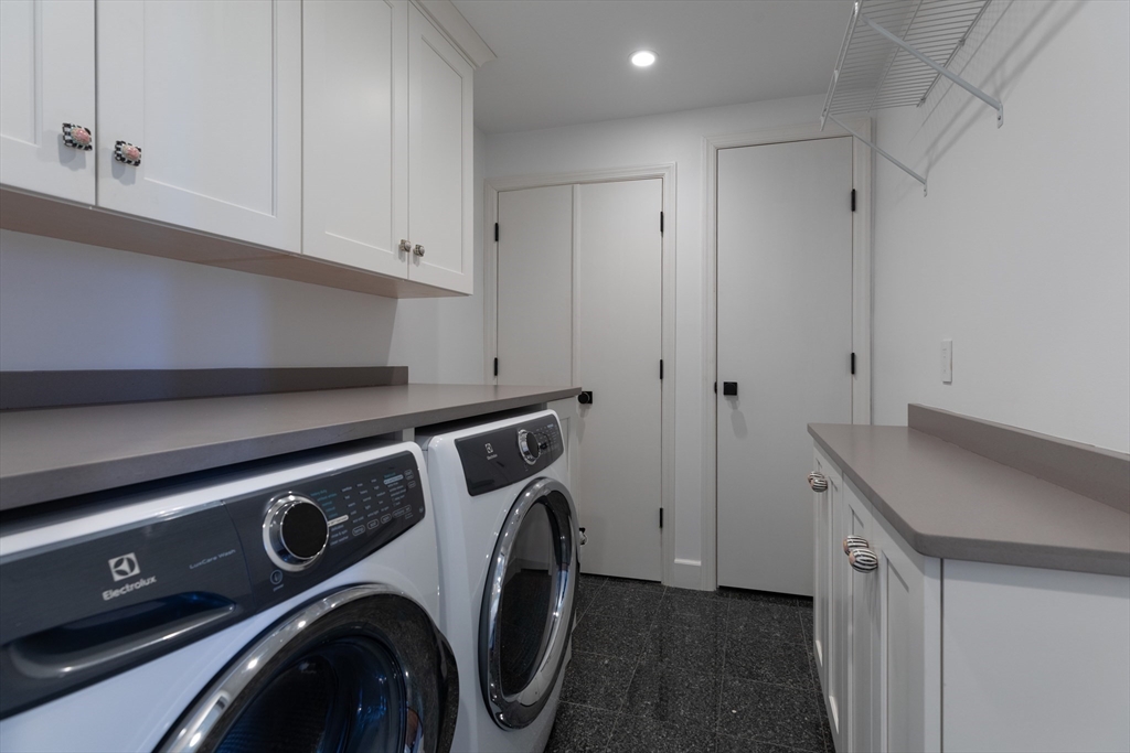 300 Boylston St #702 Boston, MA 02116