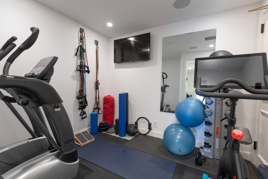 300 Boylston St #702 Boston, MA 02116