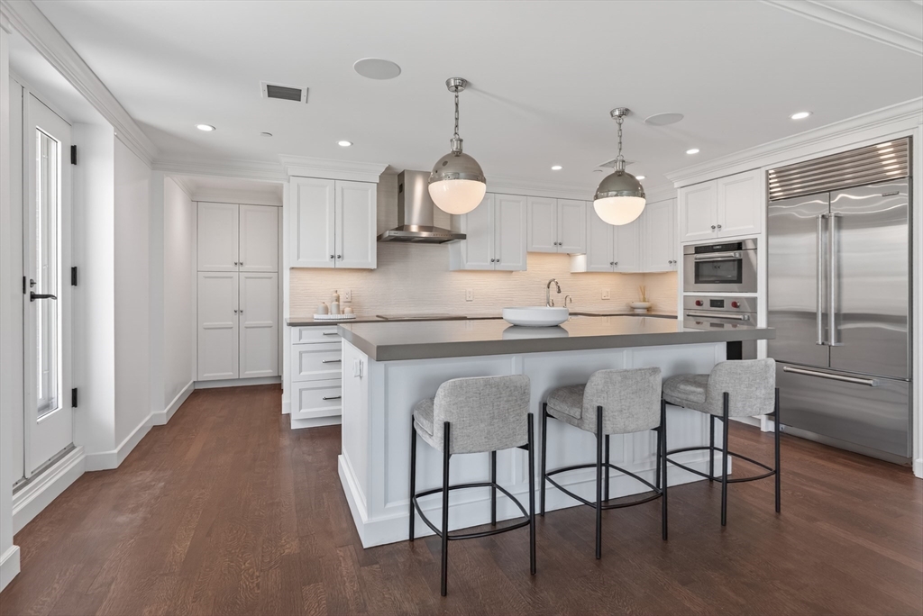 300 Boylston St #702 Boston, MA 02116