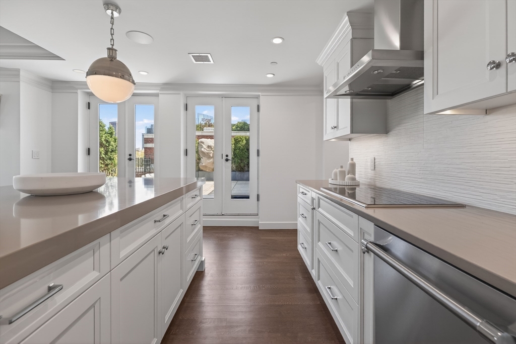 300 Boylston St #702 Boston, MA 02116