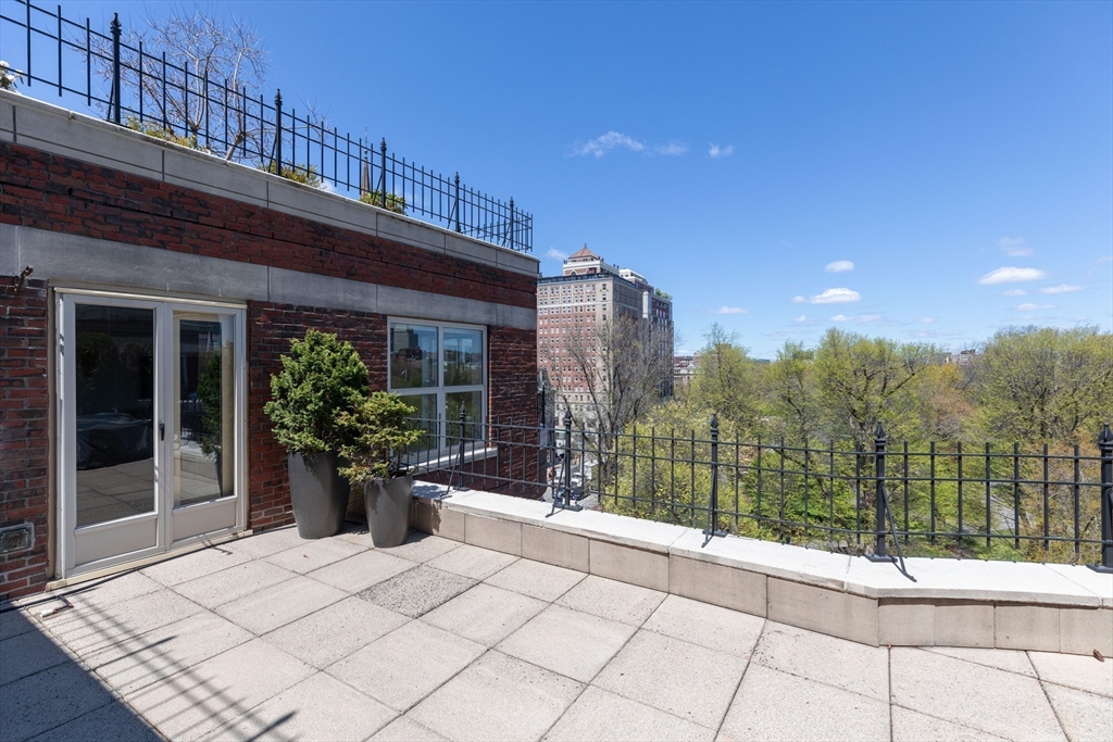 300 Boylston St #702 Boston, MA 02116