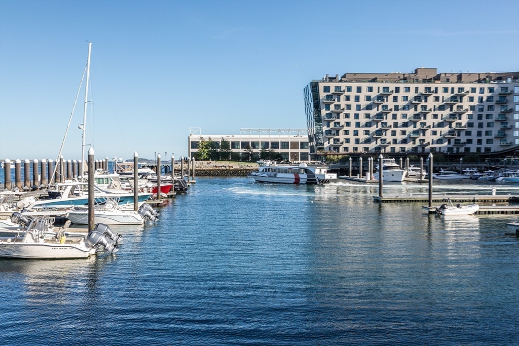 300 Pier 4th Blvd #PHM Boston, MA 02210 300 Pier 4th Blvd #PHM Boston, MA 02210