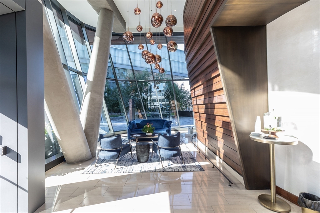 300 Pier 4th Blvd #PHM Boston, MA 02210 300 Pier 4th Blvd #PHM Boston, MA 02210