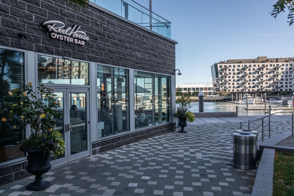 300 Pier 4th Blvd #PHM Boston, MA 02210 300 Pier 4th Blvd #PHM Boston, MA 02210
