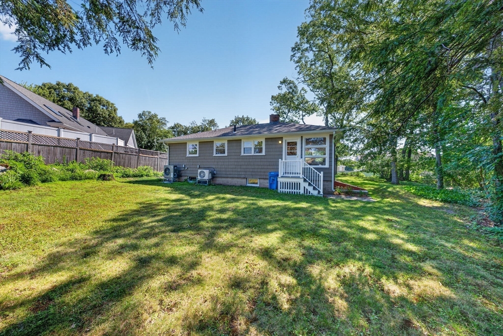 8 Everett St Wakefield, MA 01880