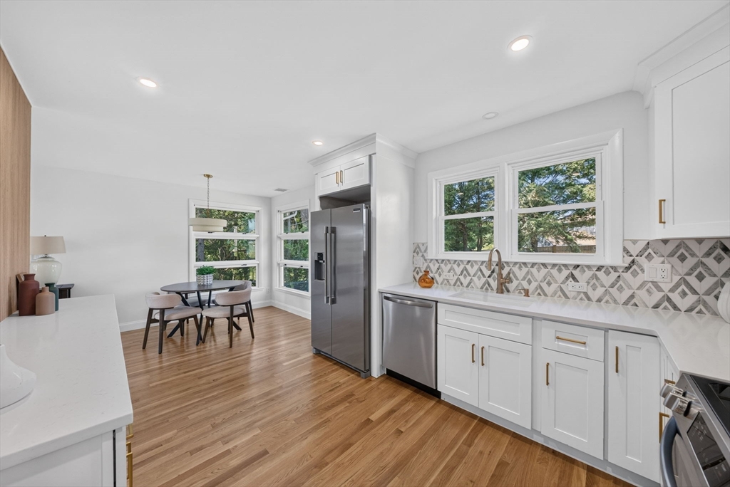 8 Everett St Wakefield, MA 01880