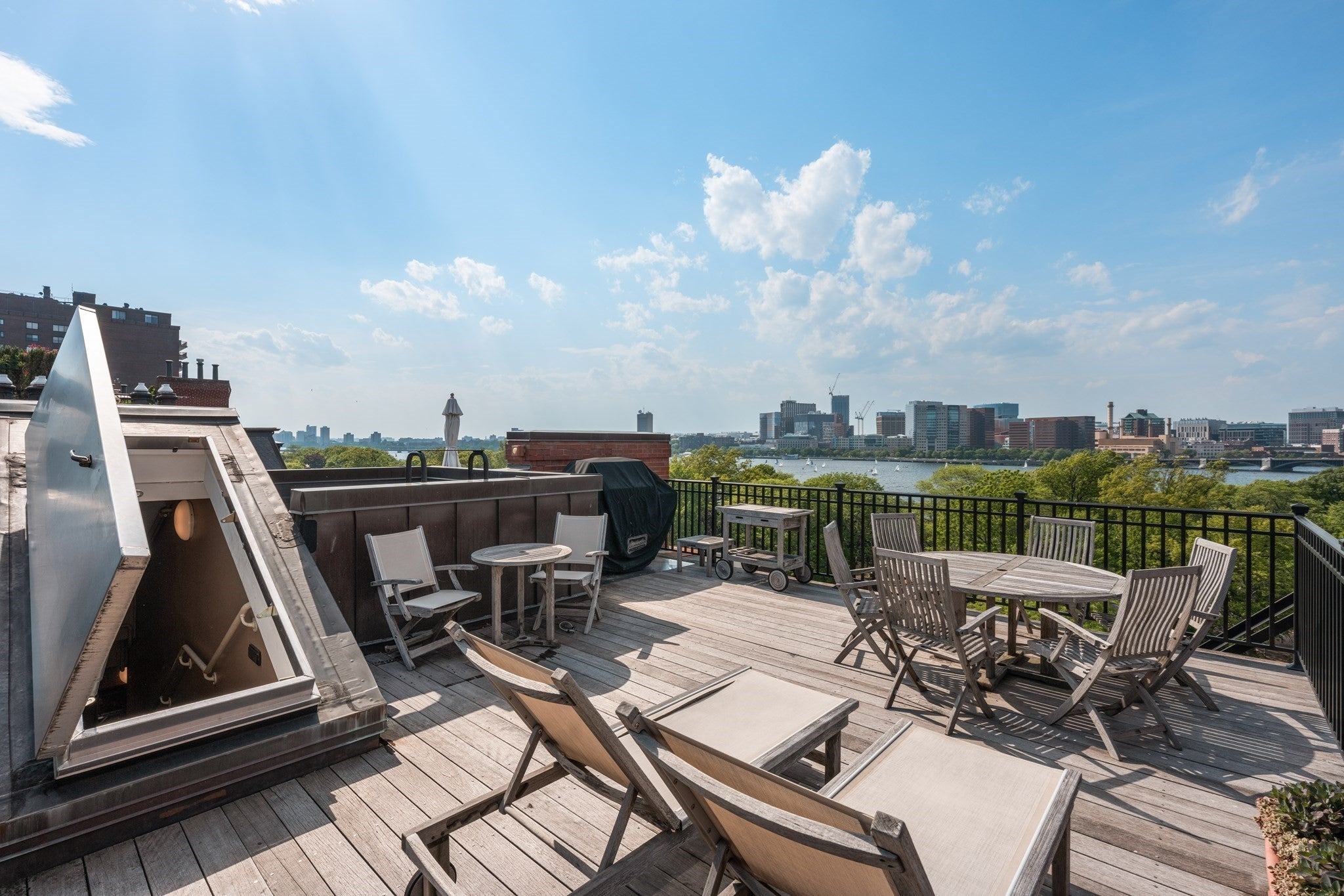 128 Beacon St #H Boston, MA 02116