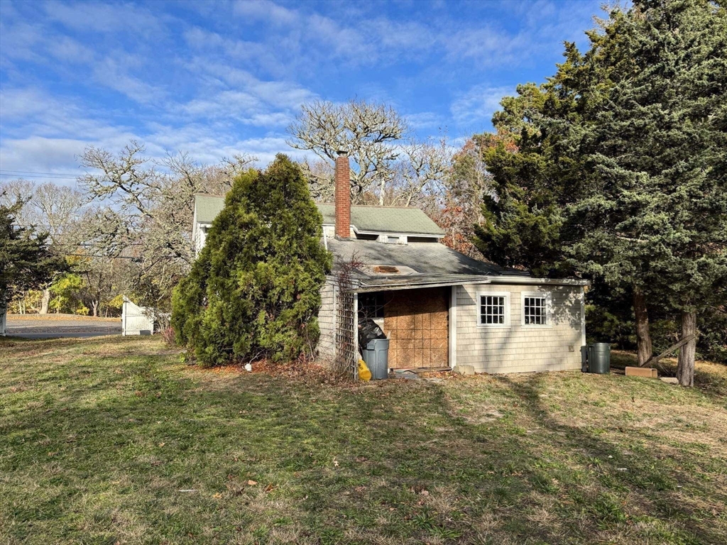 30 Pond St Barnstable, MA 02655