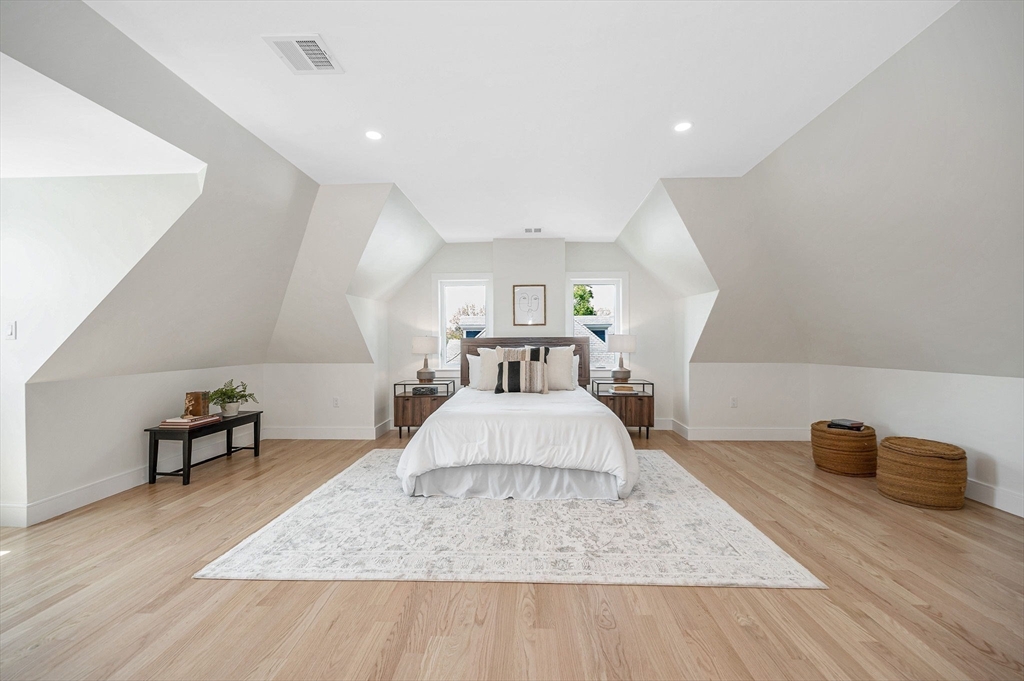 13 Chestnut St #1 Wakefield, MA 01880