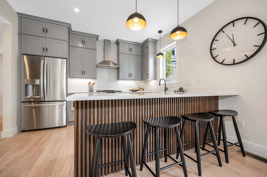 13 Chestnut St #1 Wakefield, MA 01880