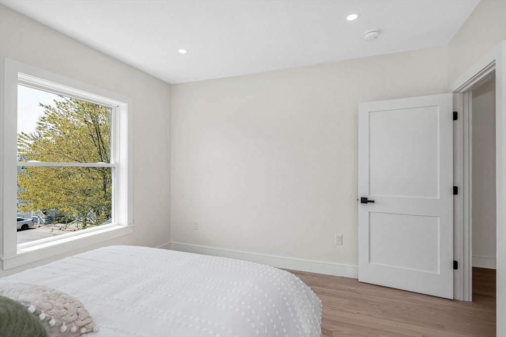 13 Chestnut St #1 Wakefield, MA 01880