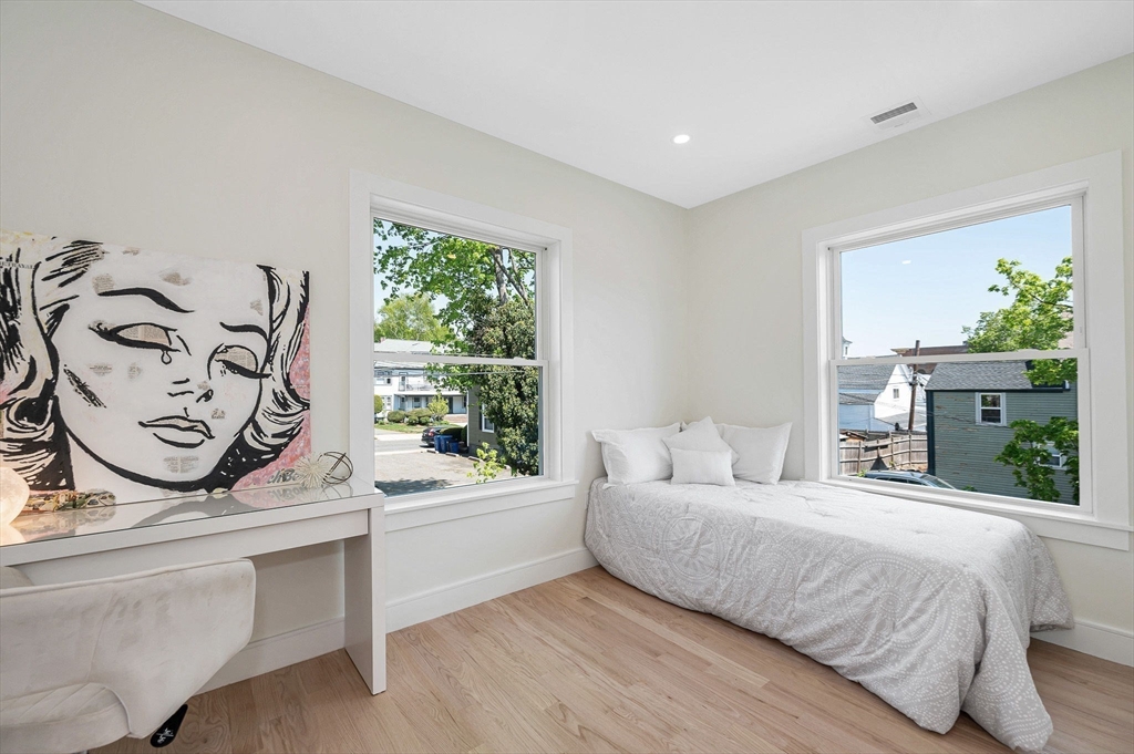 13 Chestnut St #1 Wakefield, MA 01880