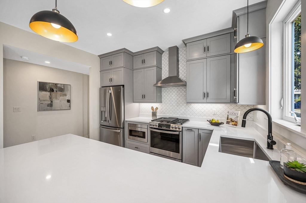 13 Chestnut St #1 Wakefield, MA 01880