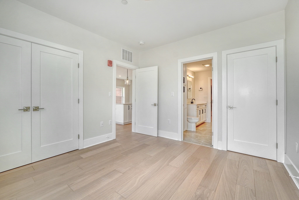 62 Foundry St #305 Wakefield, MA 01880