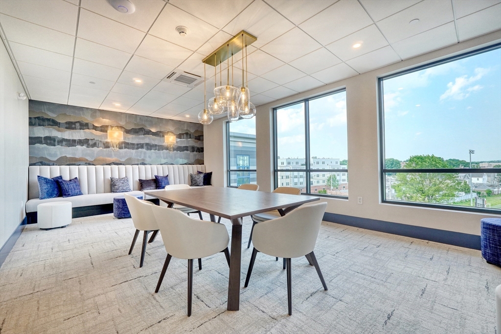 62 Foundry St #305 Wakefield, MA 01880