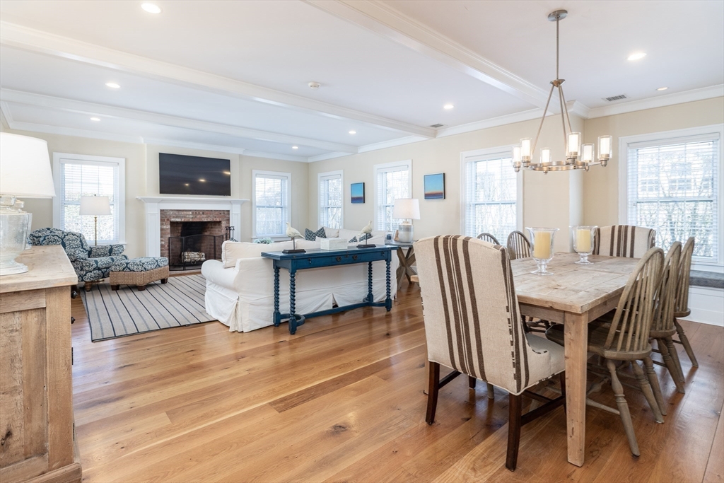 3 Dolphin Ct Nantucket, MA 02554