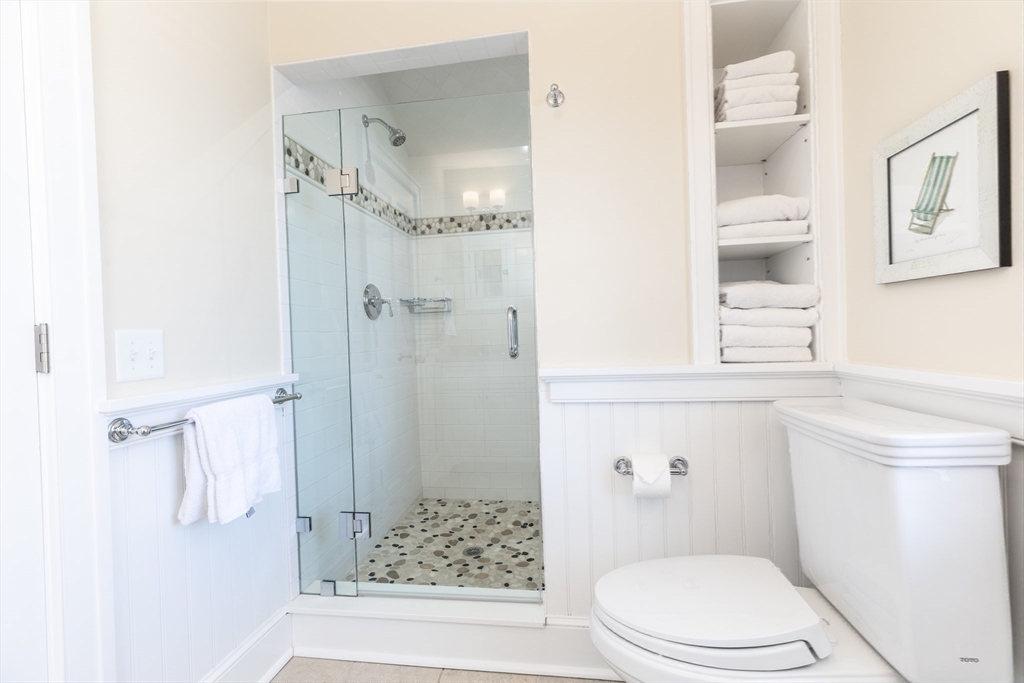 3 Dolphin Ct Nantucket, MA 02554
