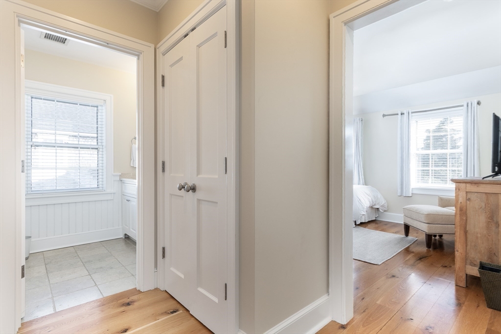 3 Dolphin Ct Nantucket, MA 02554