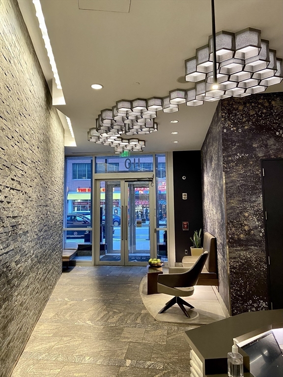 110 uart St #16H Boston, MA 02116