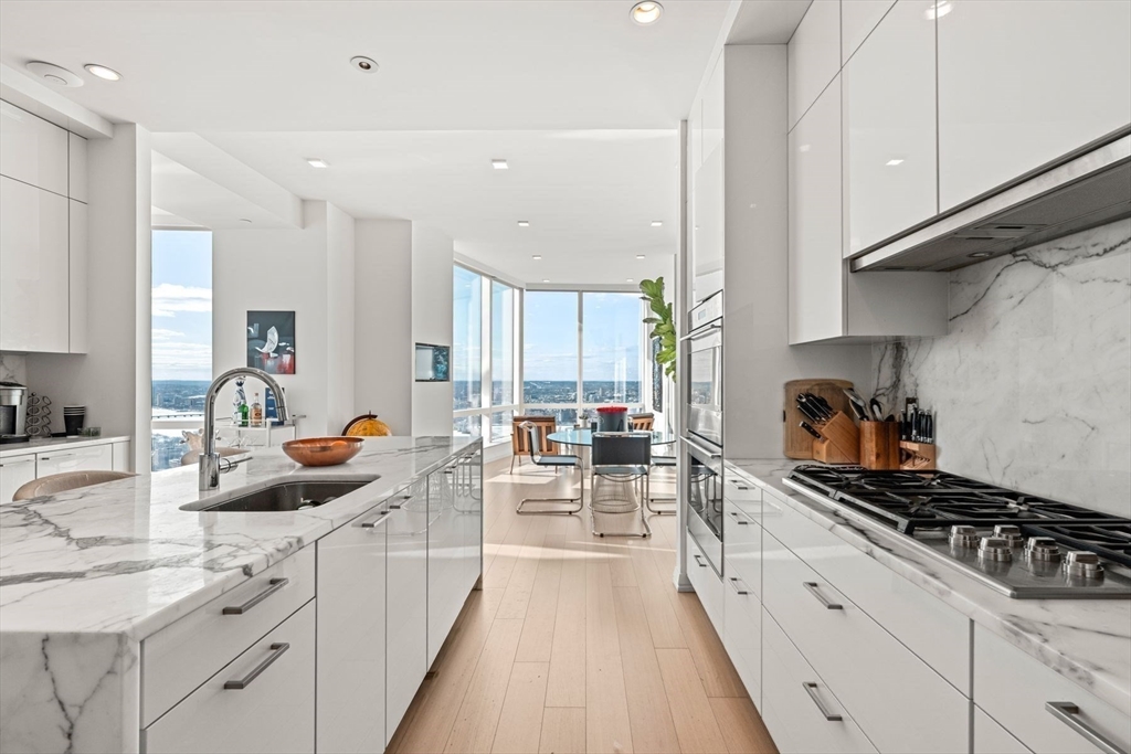 1 Franklin St #5002 Boston, MA 02110