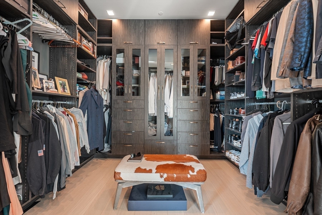 1 Franklin St #5002 Boston, MA 02110