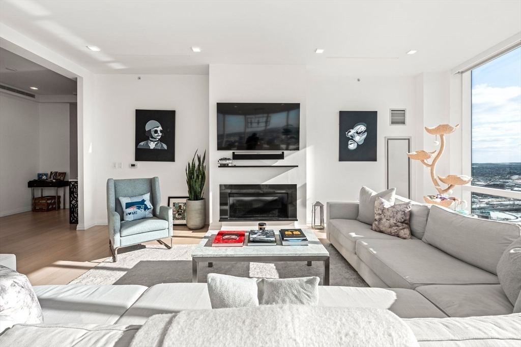 1 Franklin St #5002 Boston, MA 02110