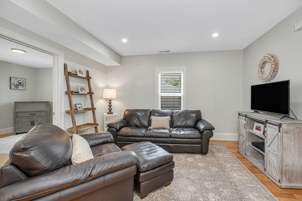 6 Nelly St #1 Wakefield, MA 01880