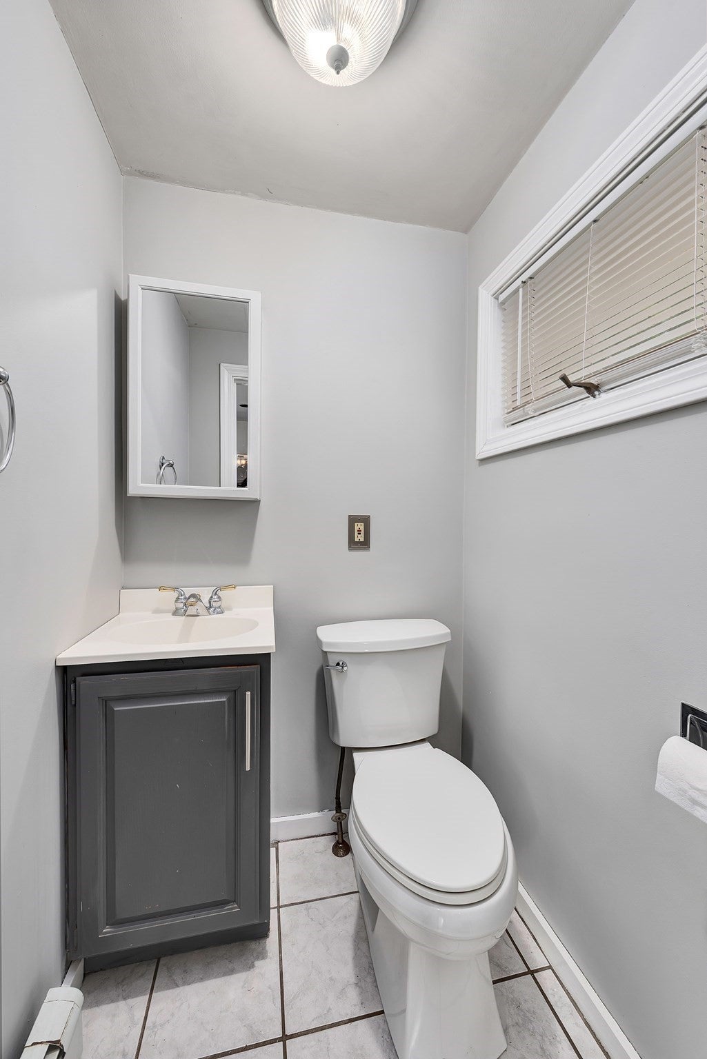 8 Birch Hl Ave Wakefield, MA 01880