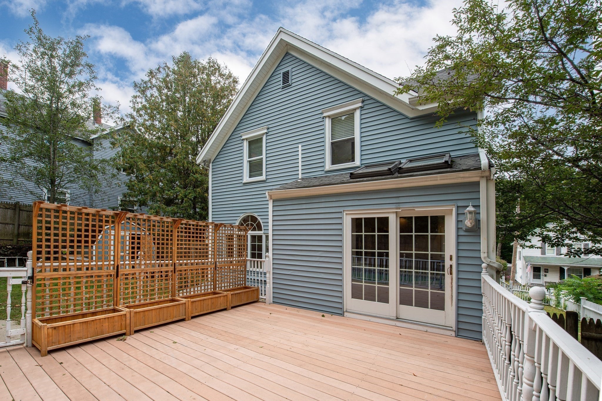 8 Birch Hl Ave Wakefield, MA 01880