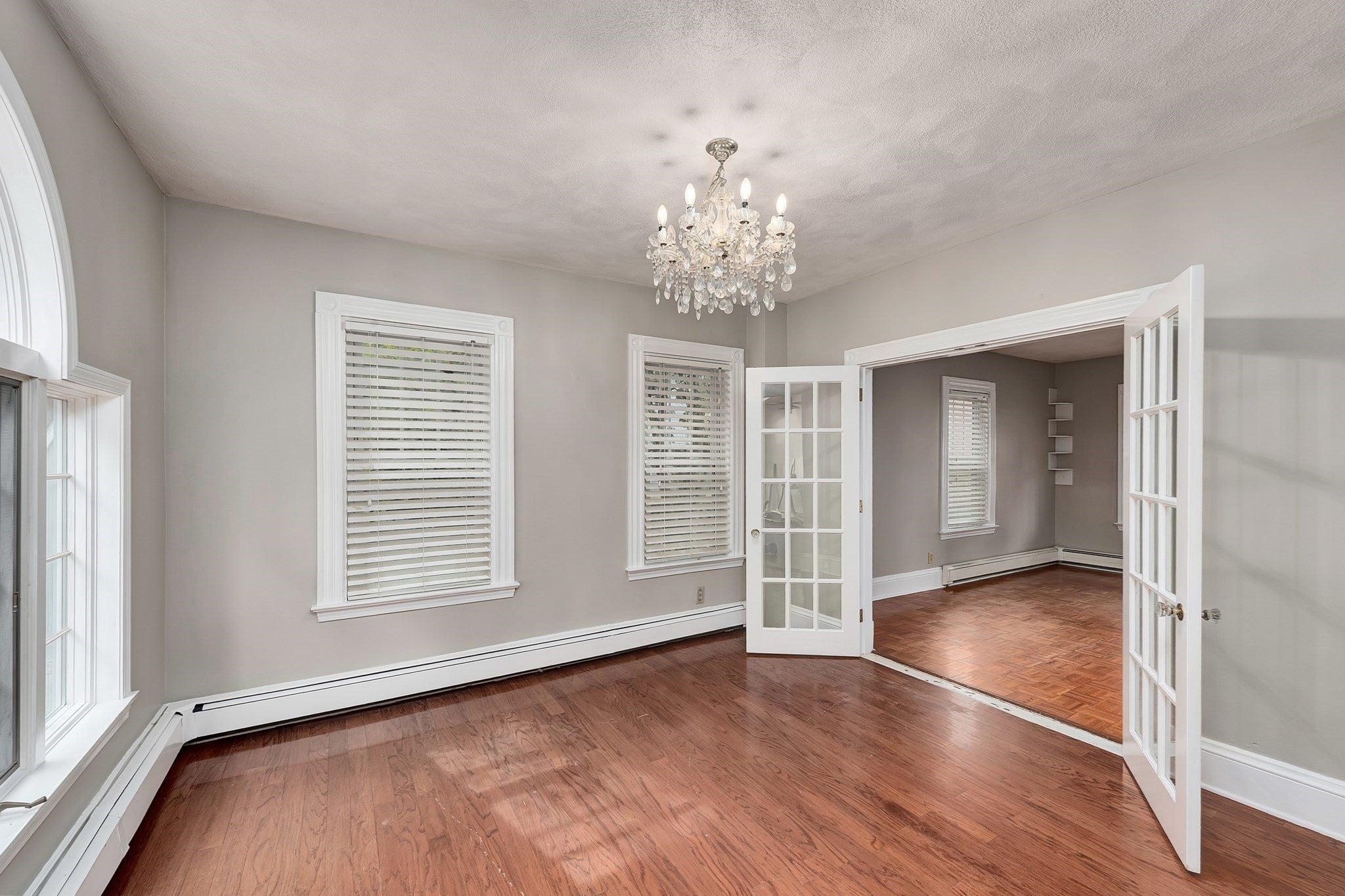 8 Birch Hl Ave Wakefield, MA 01880