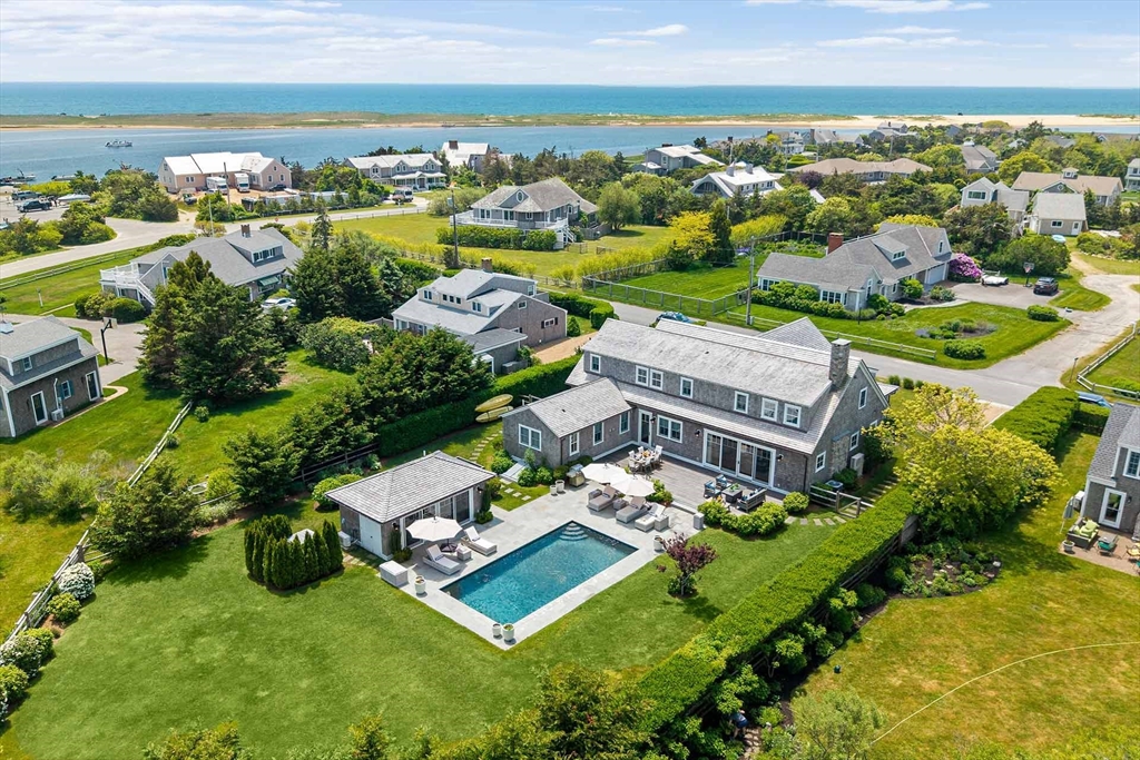 17 Katama Pt Edgartown, MA 02539