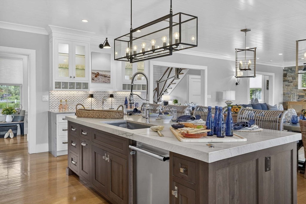 17 Katama Pt Edgartown, MA 02539