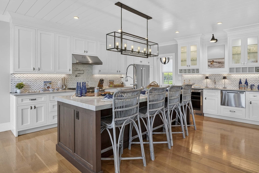 17 Katama Pt Edgartown, MA 02539