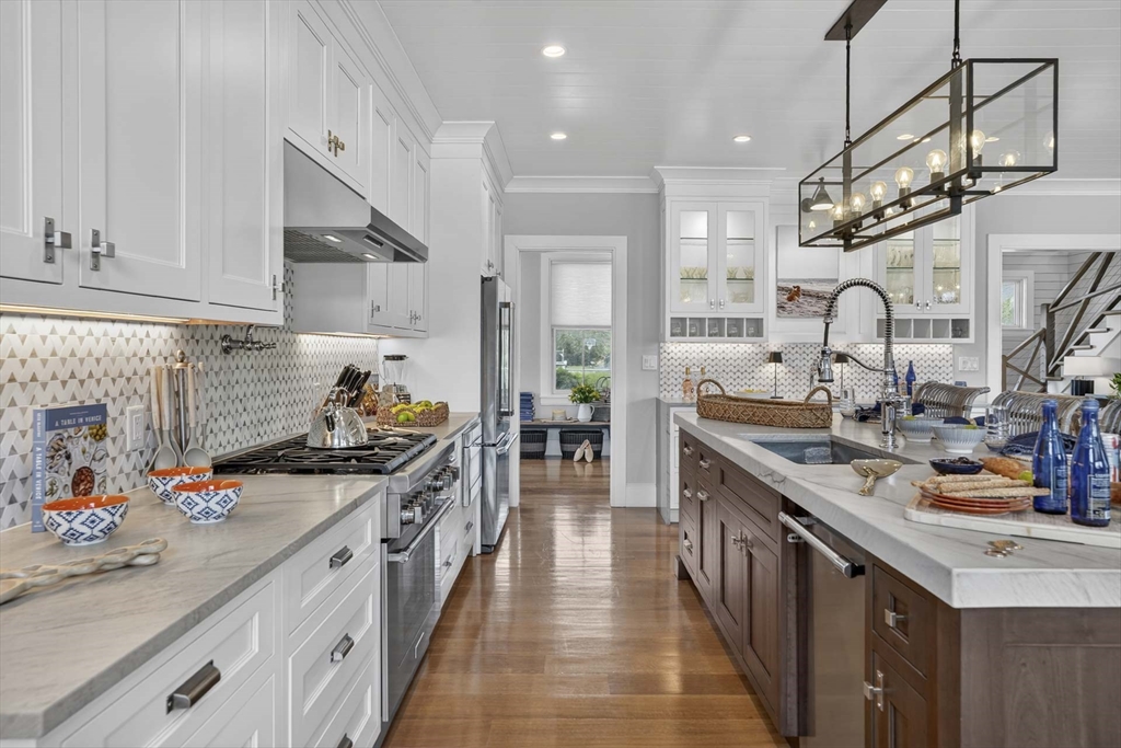 17 Katama Pt Edgartown, MA 02539