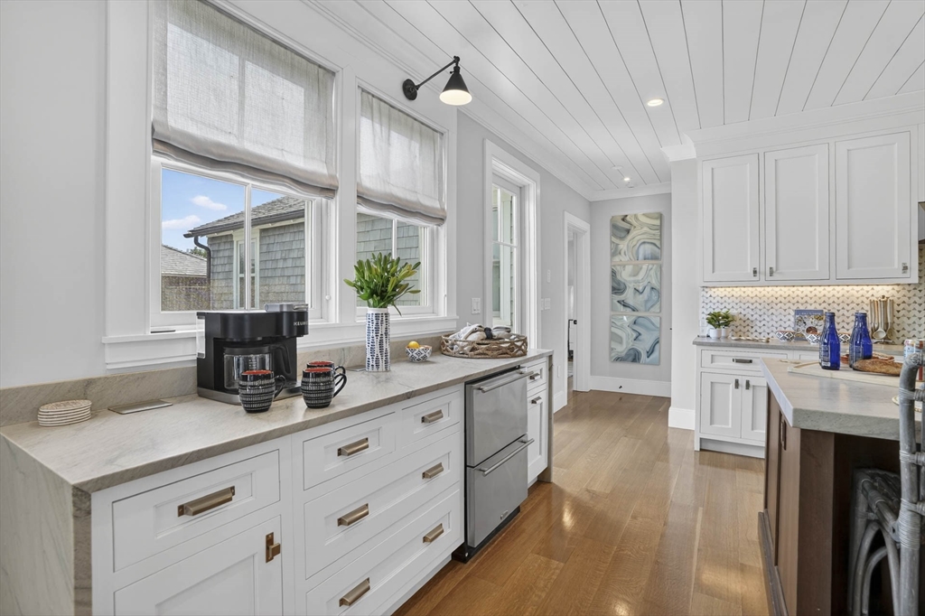 17 Katama Pt Edgartown, MA 02539