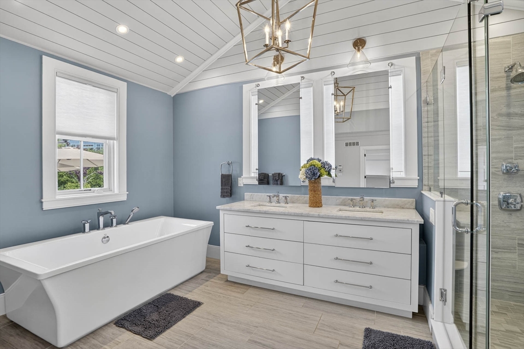 17 Katama Pt Edgartown, MA 02539