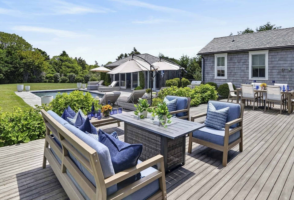 17 Katama Pt Edgartown, MA 02539