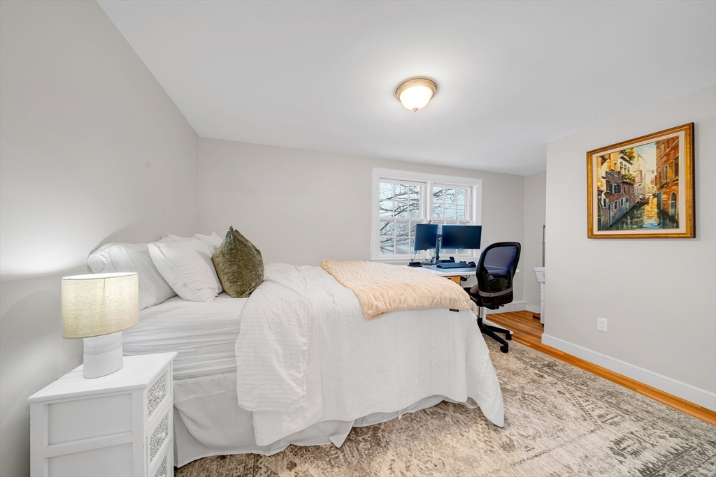 17 Wakefield St Reading, MA 01867