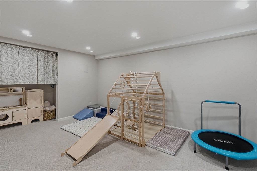 41 Brk St Wakefield, MA 01880