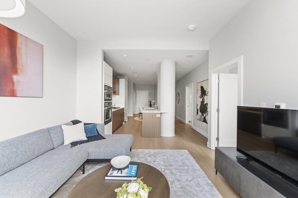 100 Shawmut Ave #201A Boston, MA 02118