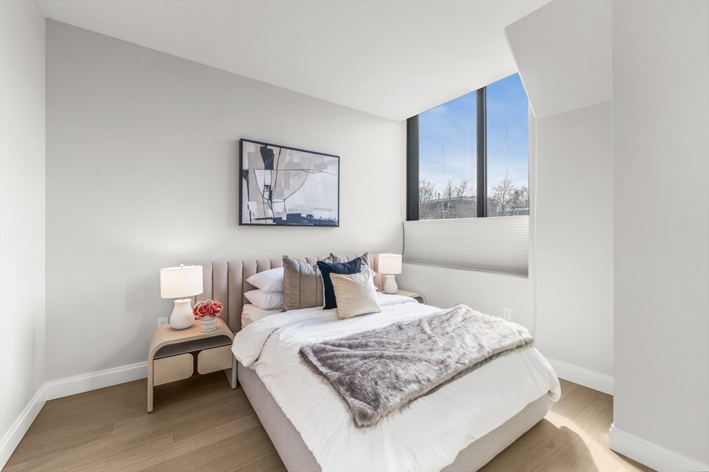 100 Shawmut Ave #201A Boston, MA 02118