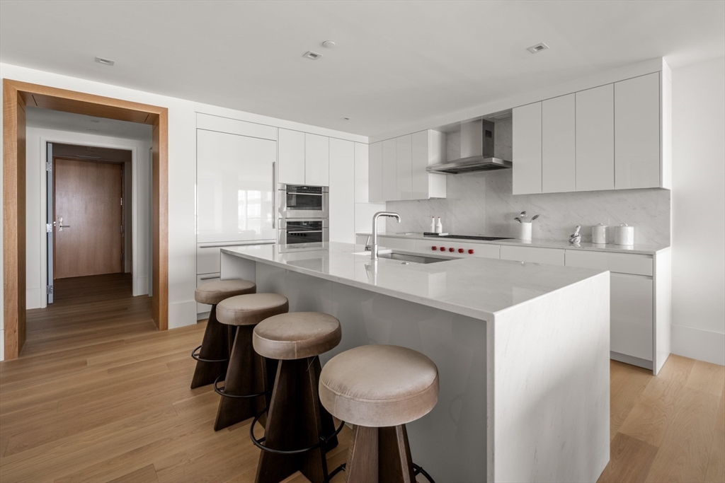 150 Seaport Blvd #15CD Boston, MA 02210 150 Seaport Blvd #15CD Boston, MA 02210